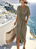 Twist-Front Midi Dress with a Sophisticated Wrap Silhouette