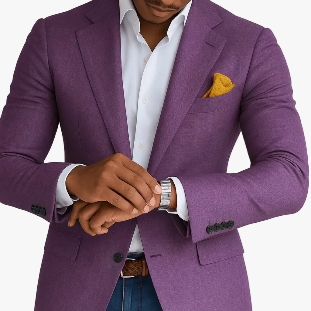 Men's Woven Blazer with Notched Lapels and Two-Button Front for a Sharp Professional Look